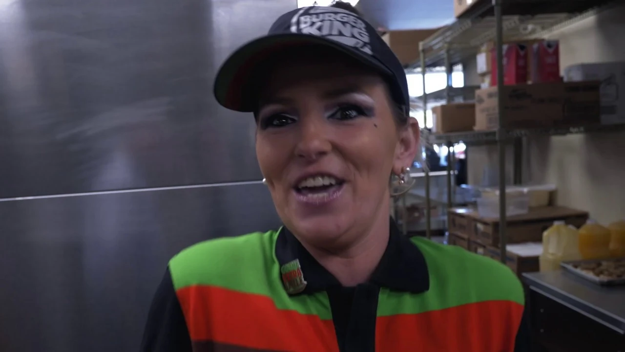 Burger King | Go The Extra Smile Episode 1: Heidi on the Holidays